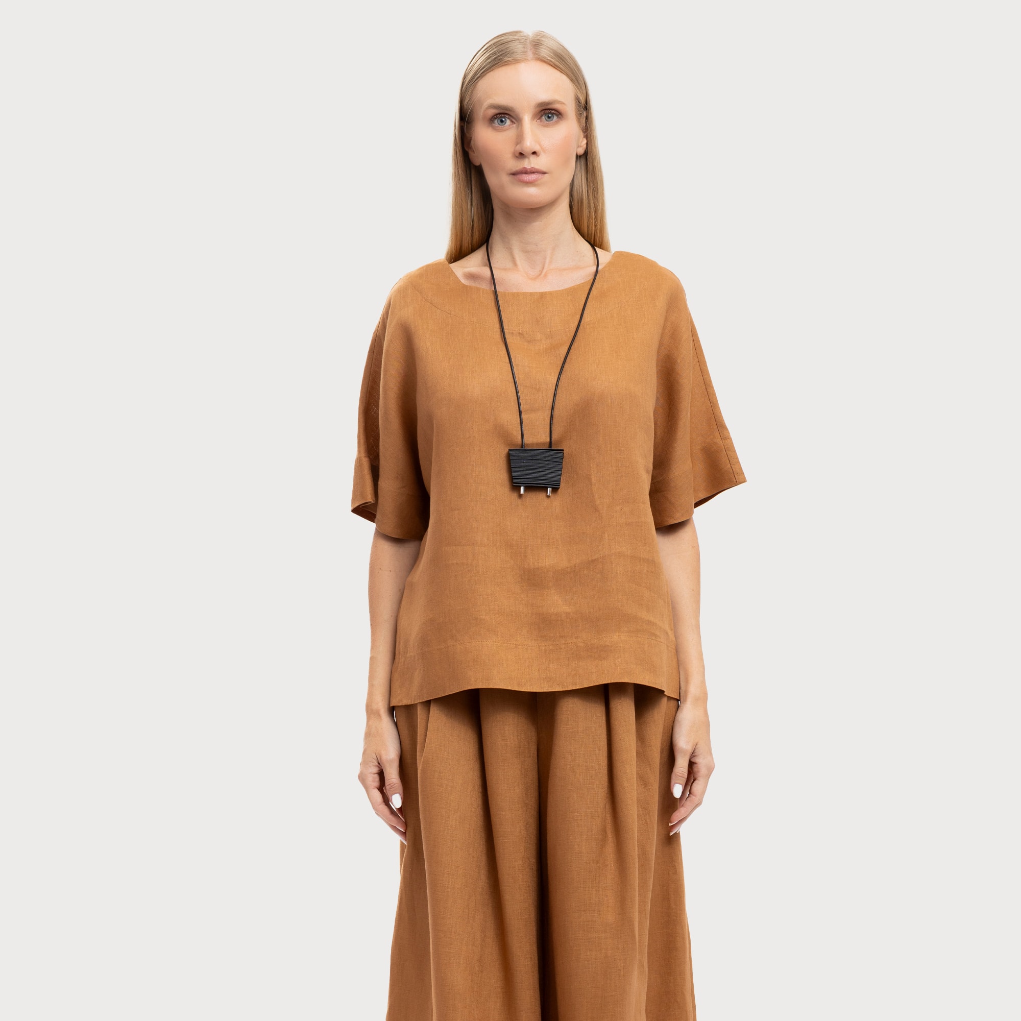 Product main image - 142e45f8-c9a8-4eca-976a-89b6fbfa5a76