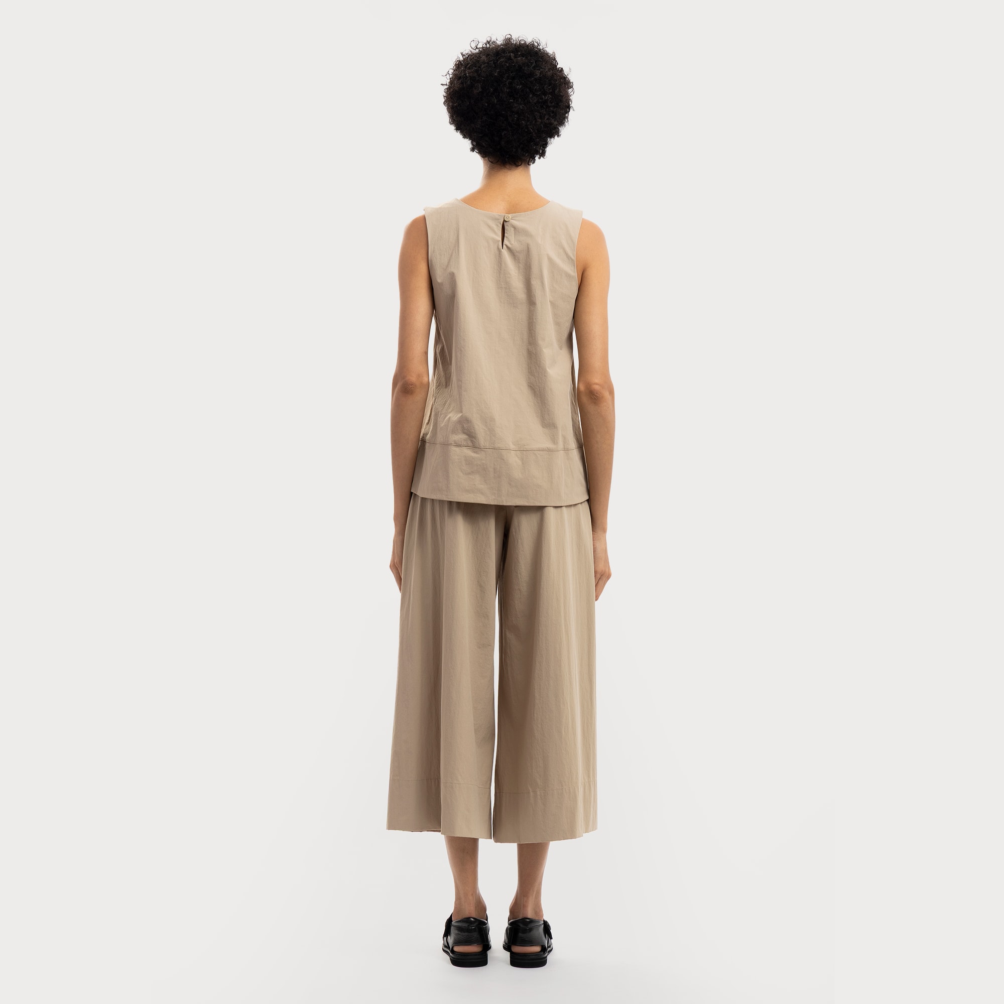 Product image - 39759793-58e6-48a5-9f60-b5d0b04487c5